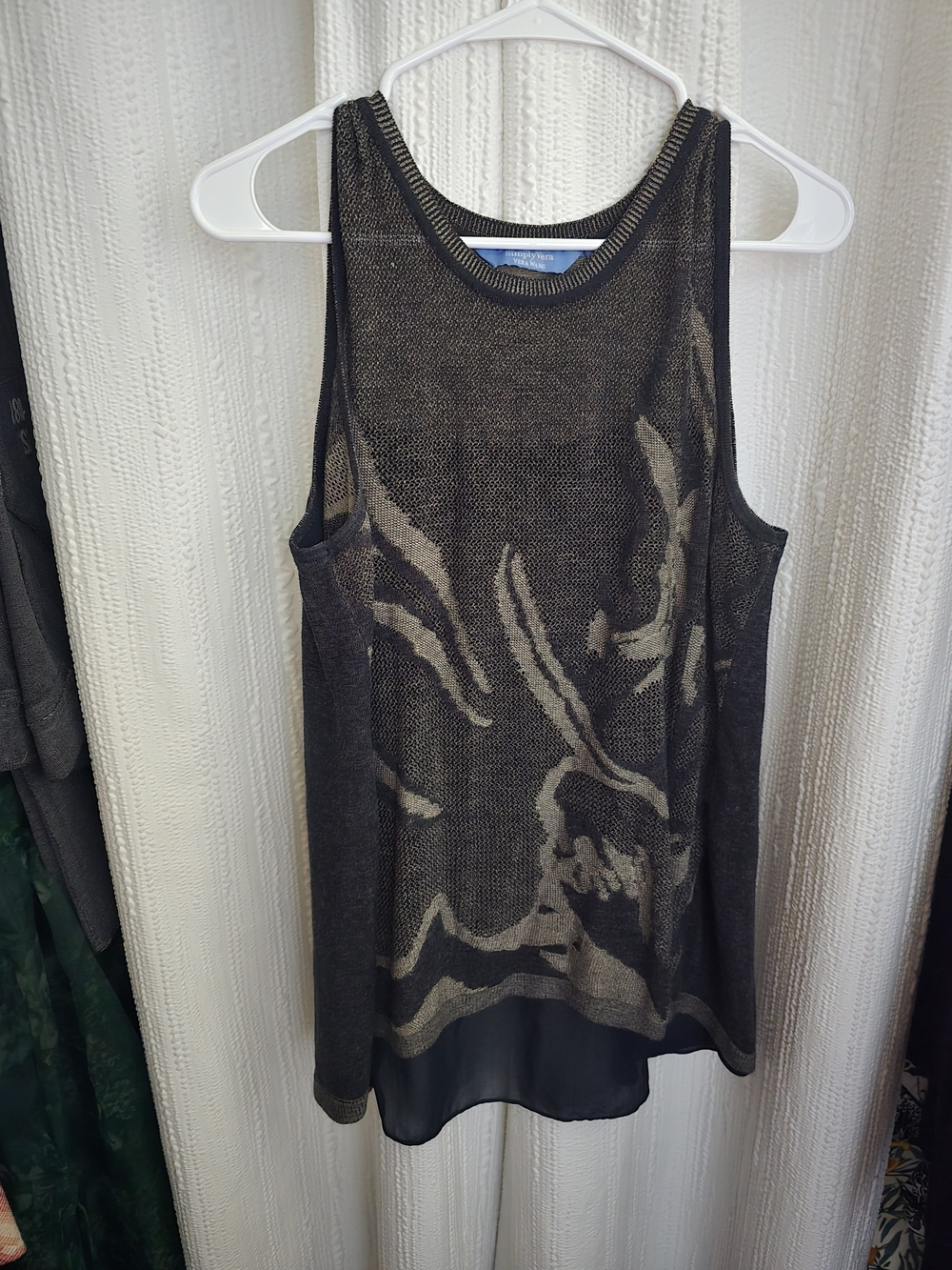 Womens M Simply Vera Vera Wang Black and Gold Mesh Overlay Tank